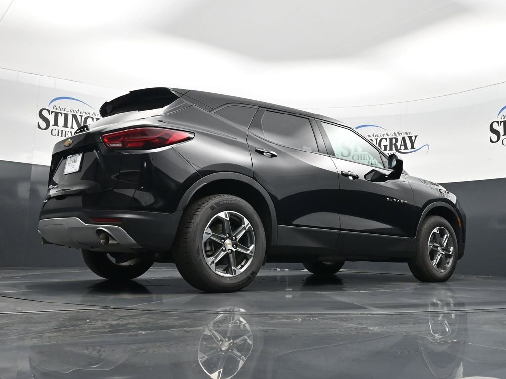 Used 2025 Chevrolet Blazer LT image 23