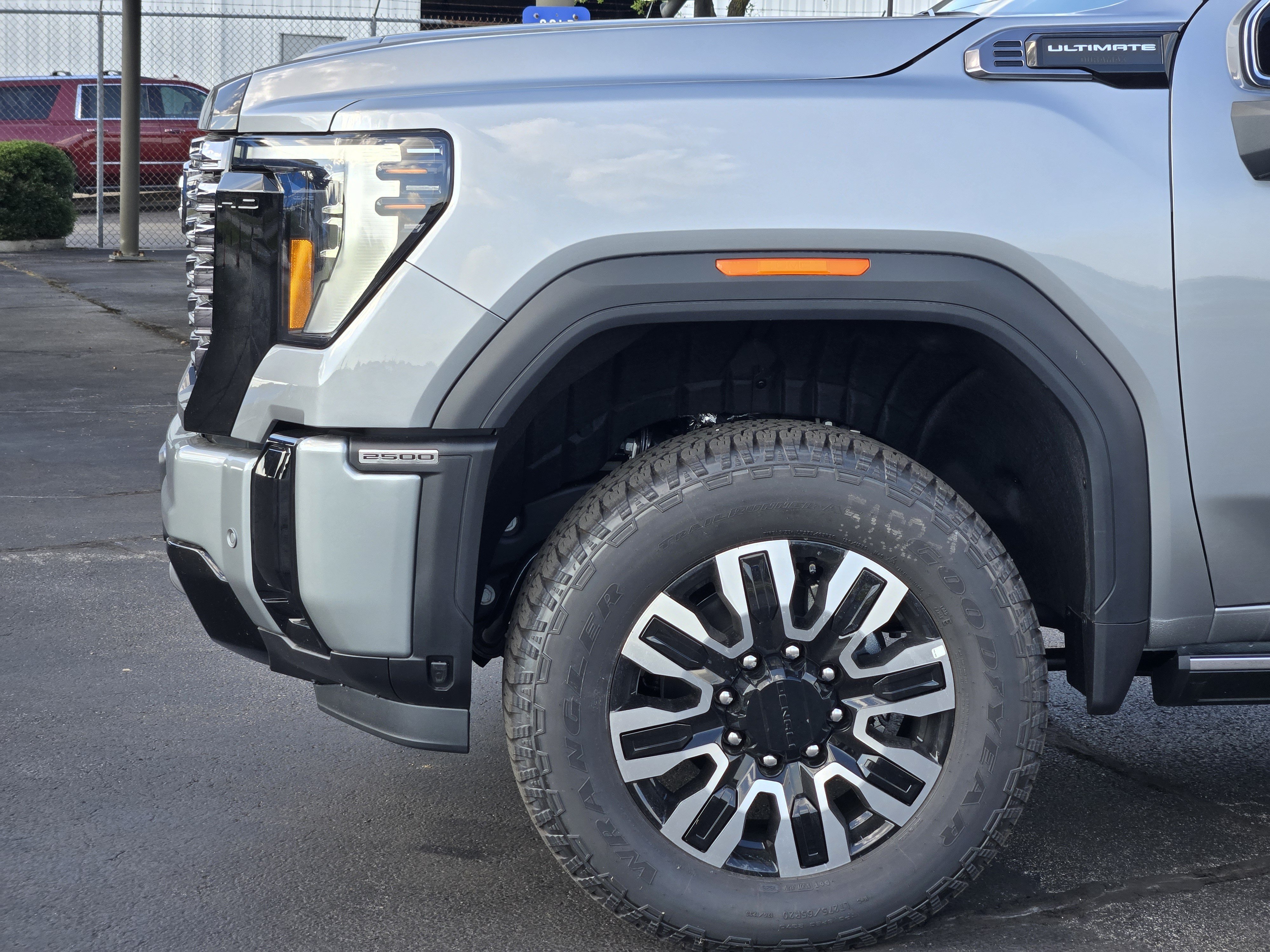 New 2026 GMC Sierra 2500 Denali Ultimate AWD/4WD image 5