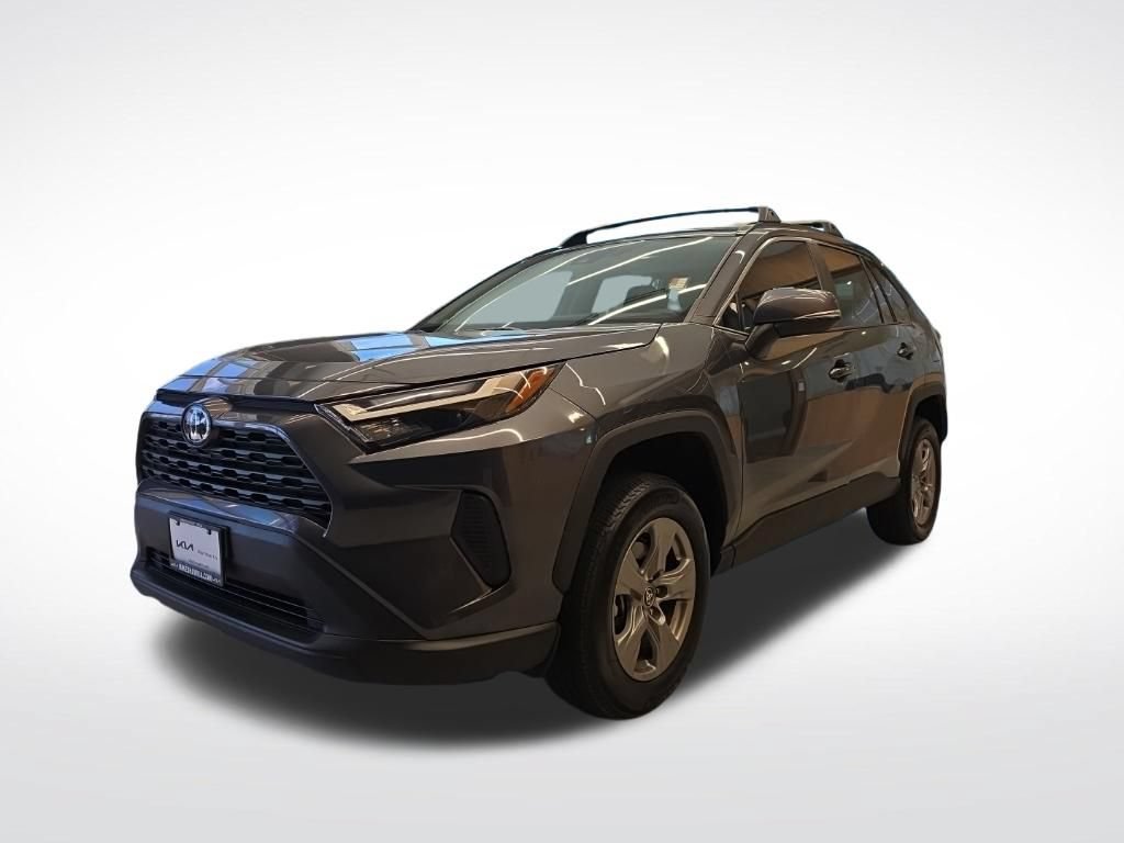 Used 2025 Toyota RAV4 XLE w/ Convenience Package FWD image 28