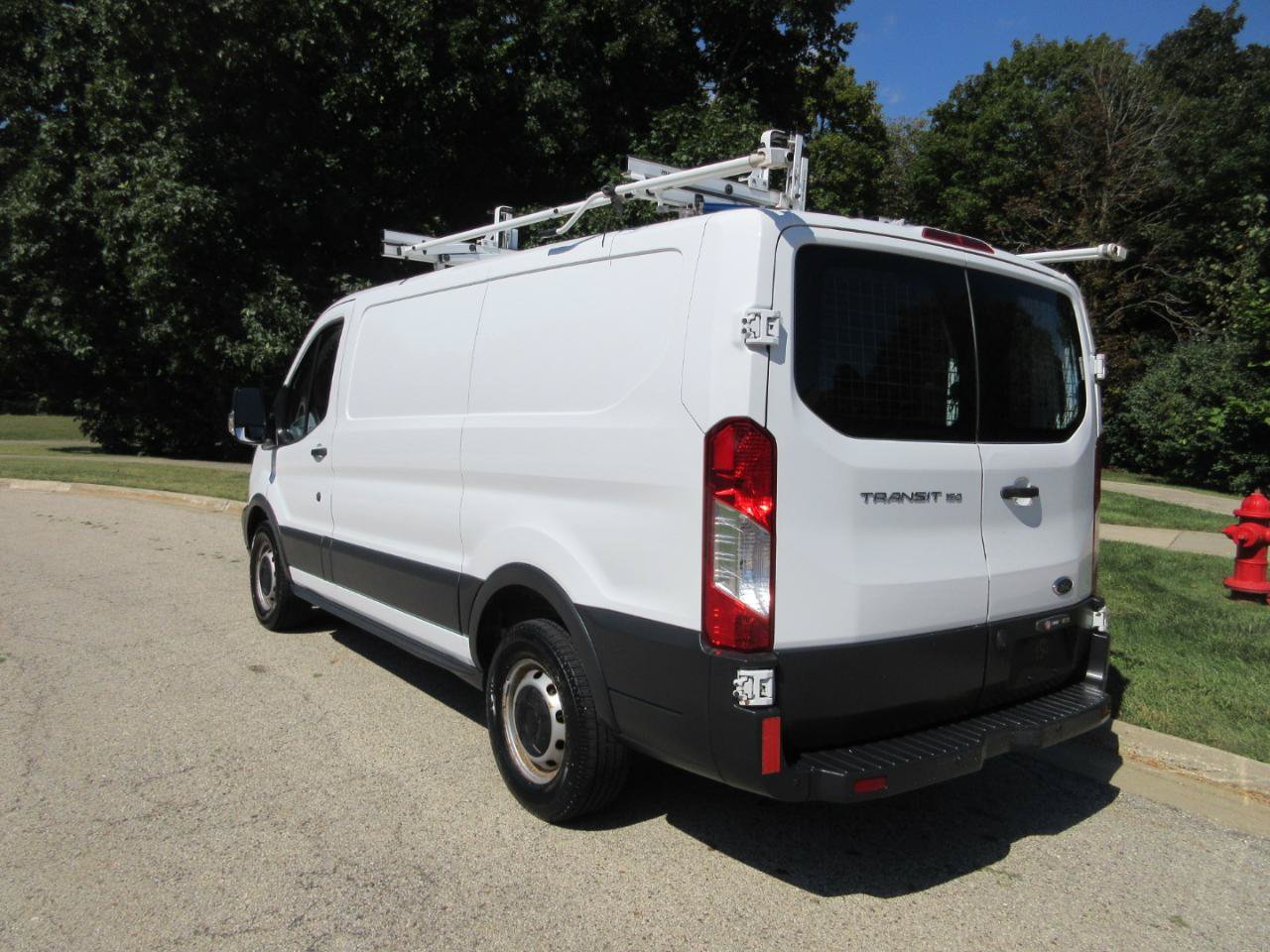Used 2015 Ford Transit 150 130 Low Roof RWD image 29