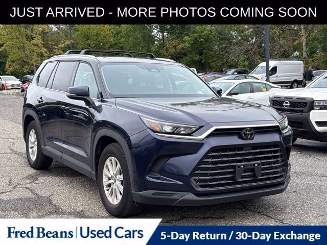 Used 2024 Toyota Grand Highlander AWD image 1