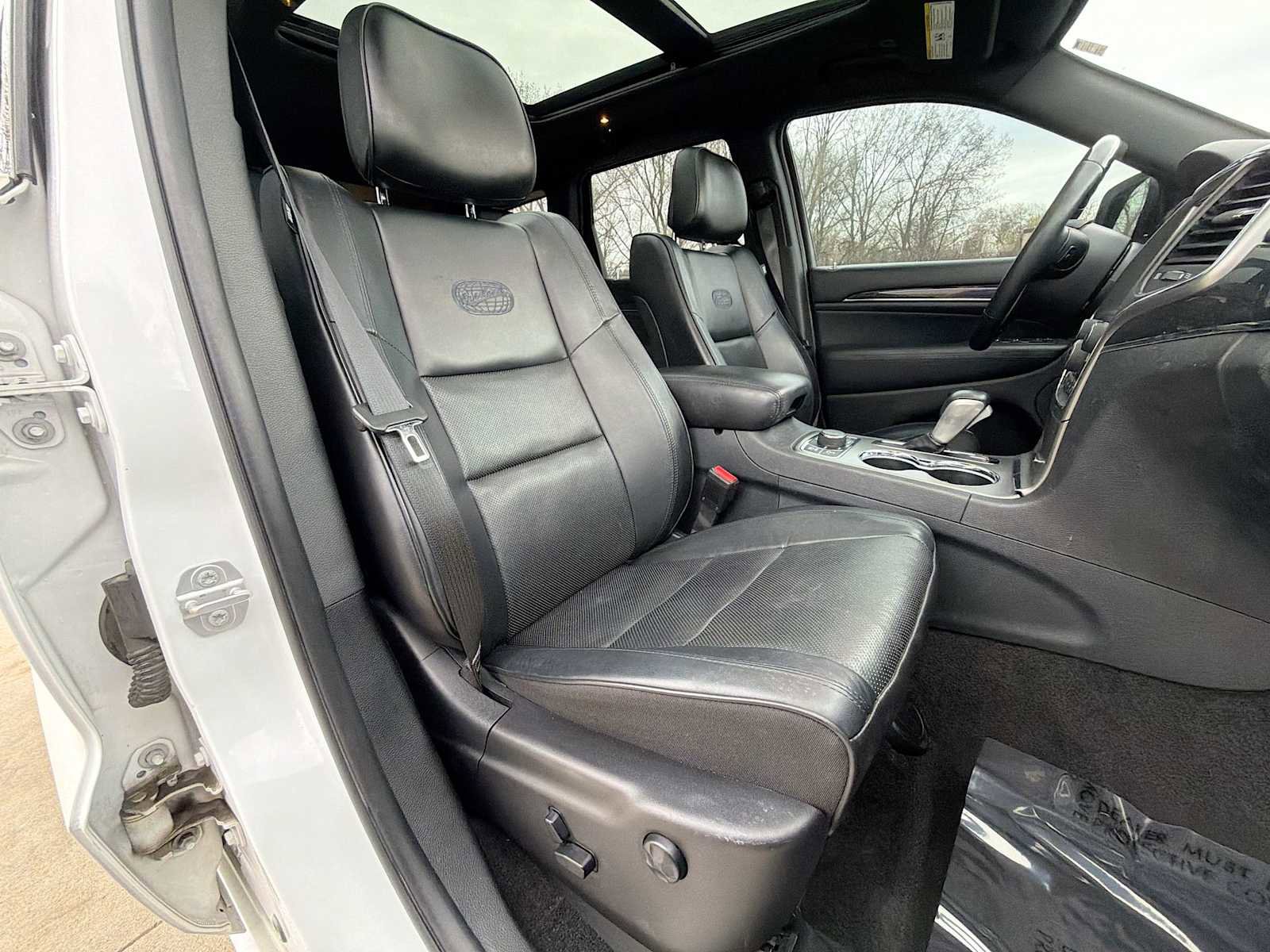 Used 2018 Jeep Grand Cherokee Overland image 19
