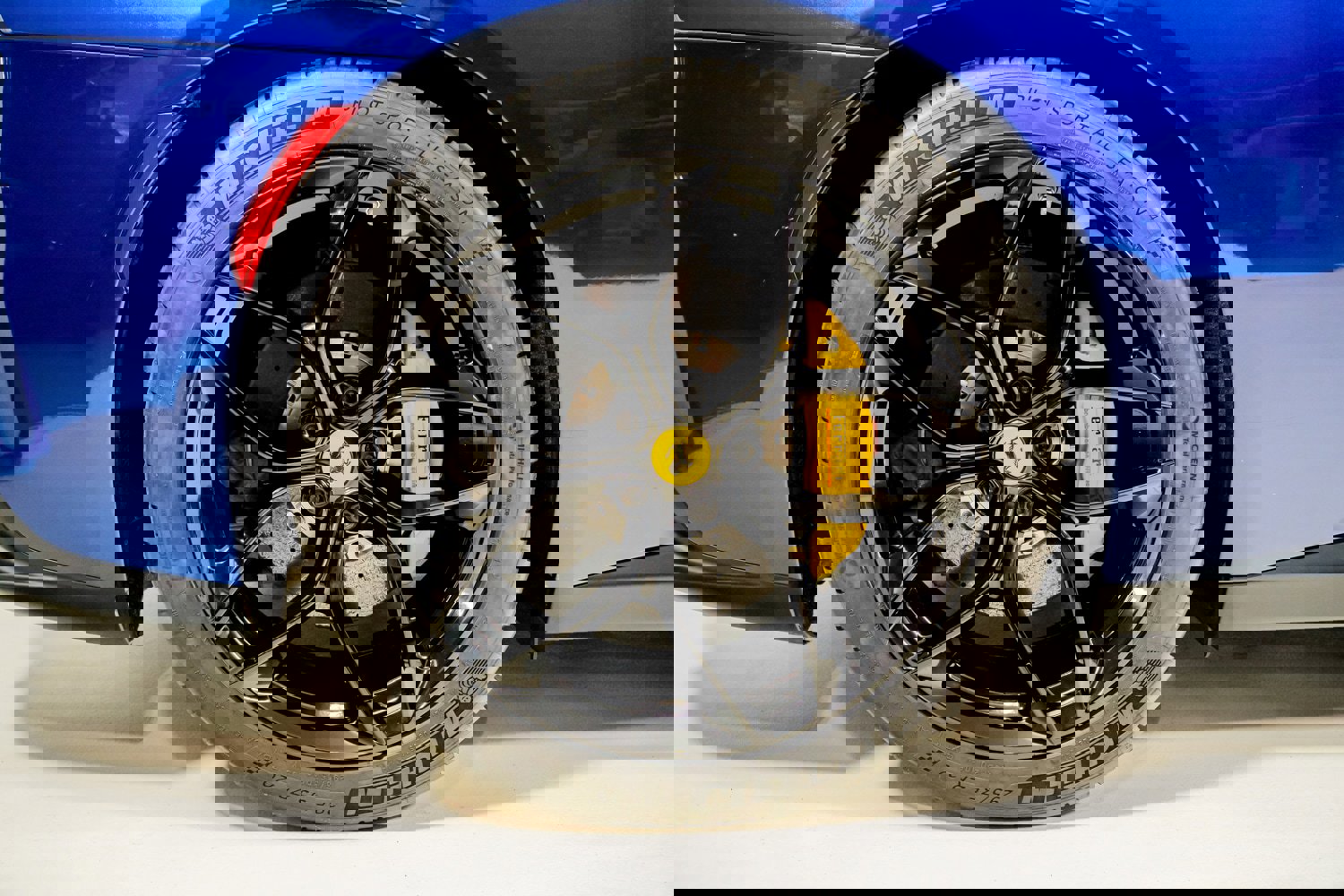 Certified 2019 Ferrari GTC4Lusso T RWD image 15