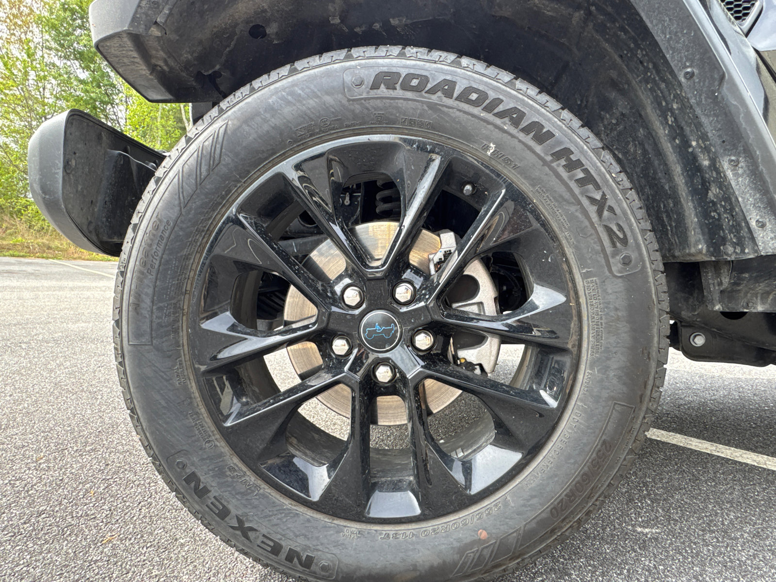 Used 2025 Jeep Wrangler Sahara w/ Safety Group AWD/4WD image 11