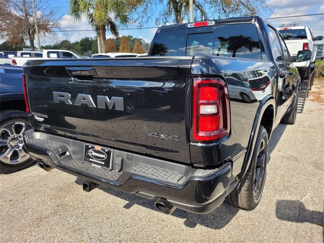 New 2026 RAM 1500 4x4 Crew Cab image 14