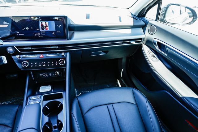New 2026 Hyundai Sonata Limited FWD image 18