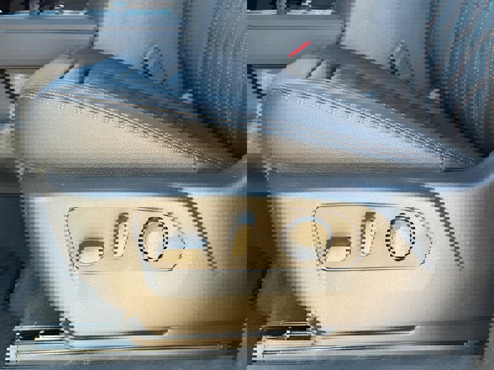 New 2025 GMC Sierra 1500 AT4 w/ AT4 Premium Package image 14