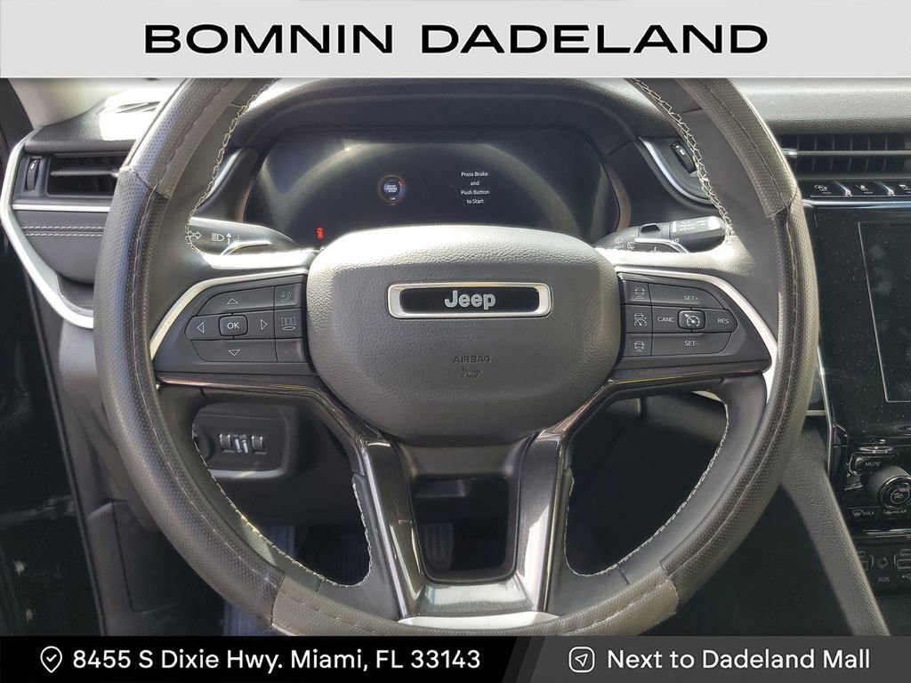 Used 2022 Jeep Grand Cherokee L Laredo w/ Luxury Tech Group I image 18