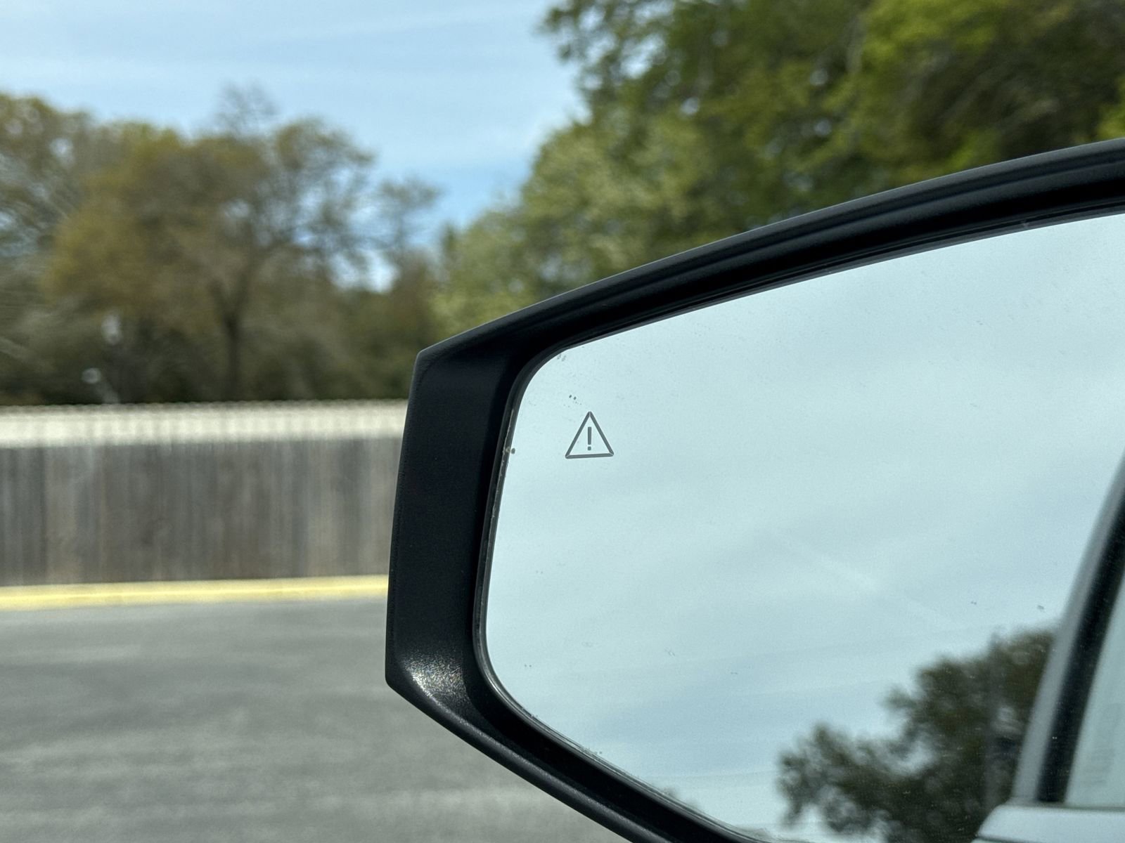 Used 2024 Kia Sportage EX image 17