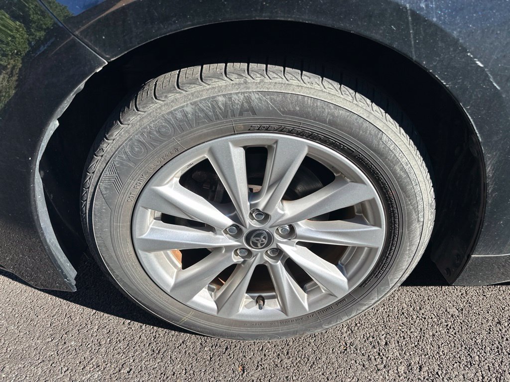 Used 2023 Toyota Corolla XLE FWD image 11
