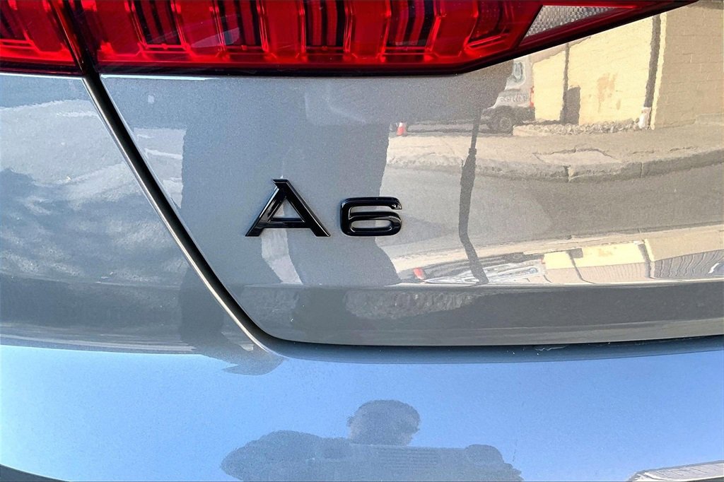 Used 2025 Audi A6 Premium Plus image 23