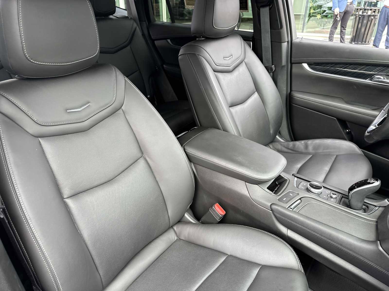 Used 2020 Cadillac XT6 Premium Luxury image 29