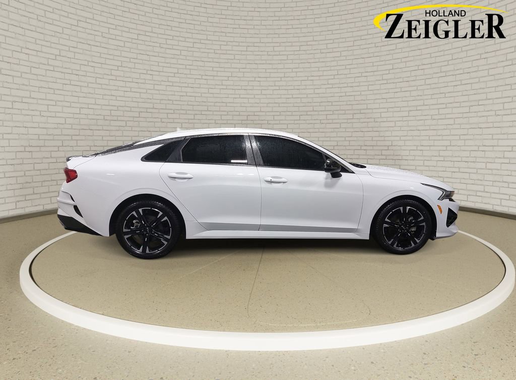 Used 2024 Kia K5 GT-Line w/ GT-Line Premium Package image 4