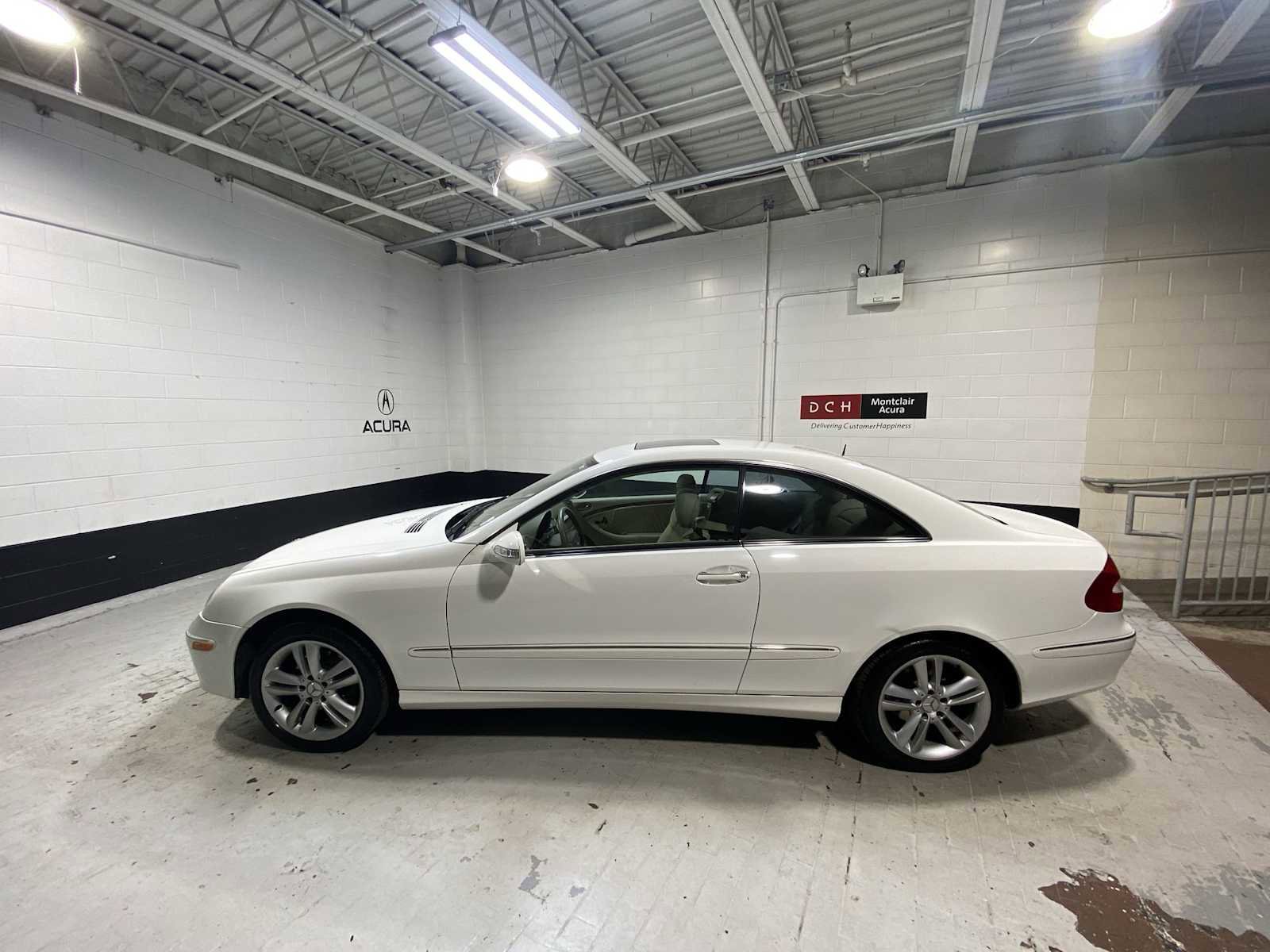 Used 2006 Mercedes-Benz CLK 350 Coupe image 3
