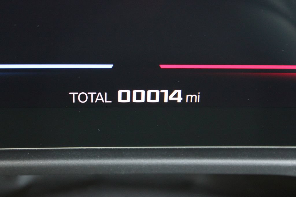 New 2027 BMW M4 xDrive Competition AWD/4WD image 4