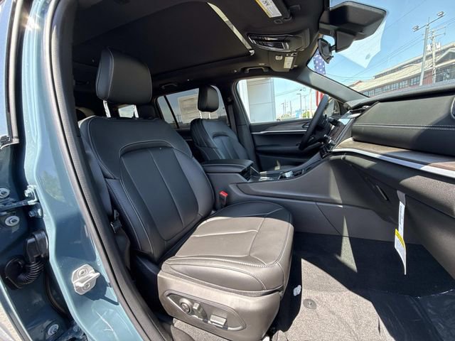 New 2026 Jeep Grand Cherokee L Limited AWD/4WD image 40