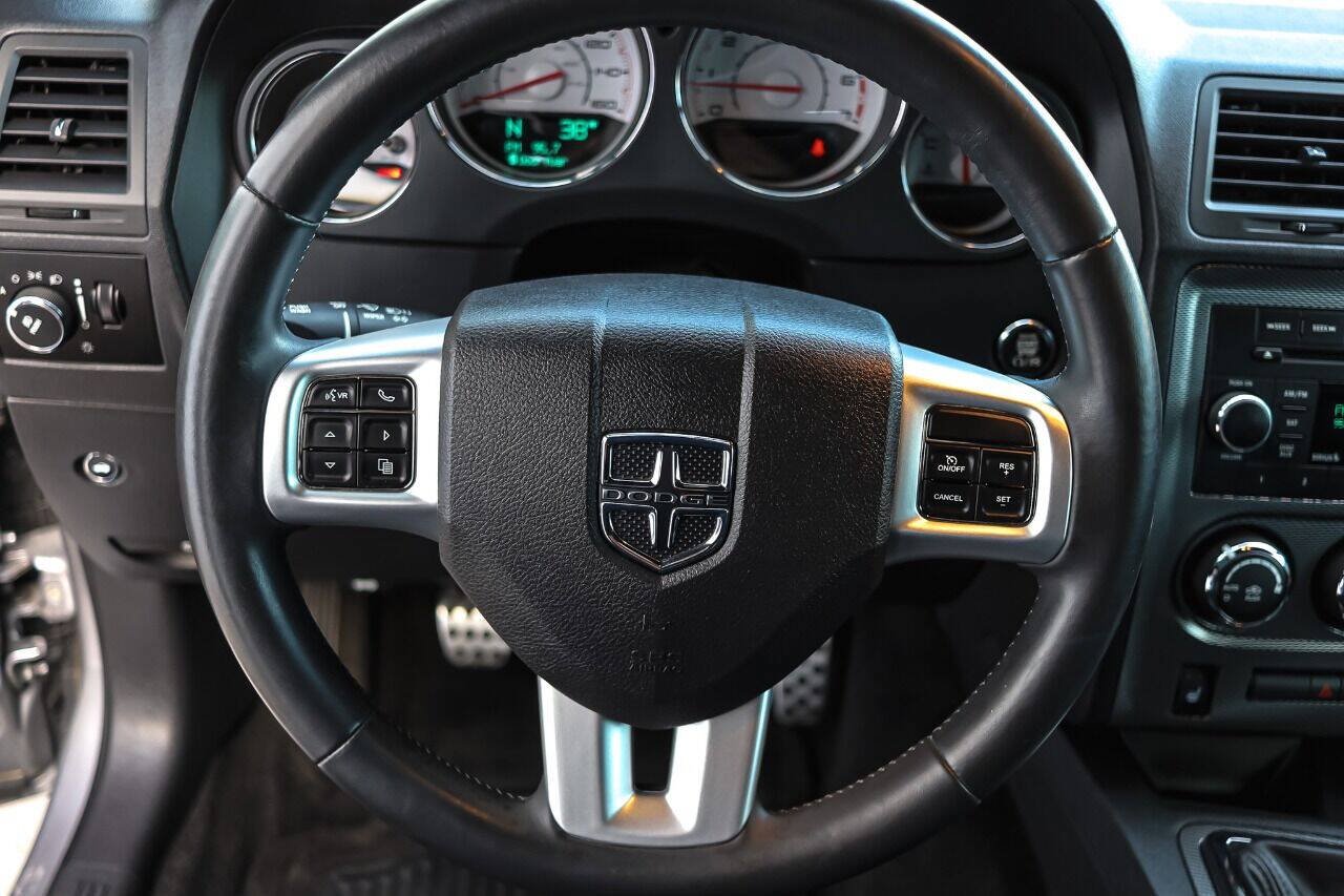 Used 2013 Dodge Challenger R/T Plus RWD image 12