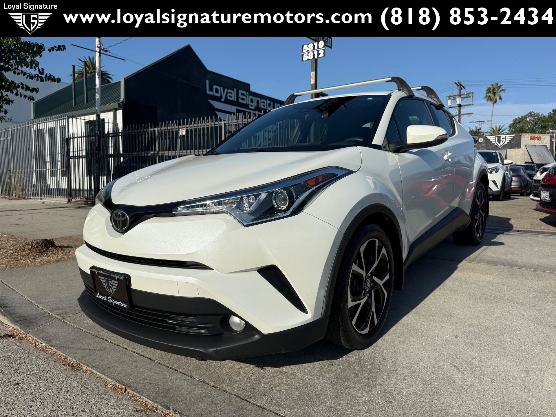 Used 2018 Toyota C-HR XLE FWD image 3