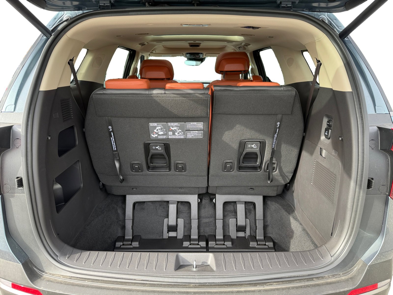 New 2026 Kia Carnival SX Prestige image 17