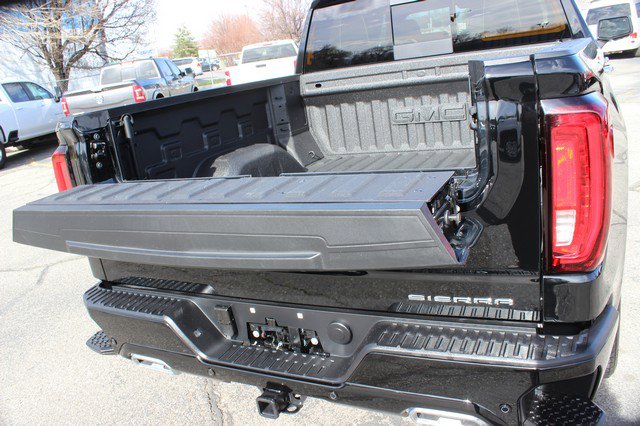 Used 2025 GMC Sierra 1500 Denali Ultimate AWD/4WD image 16