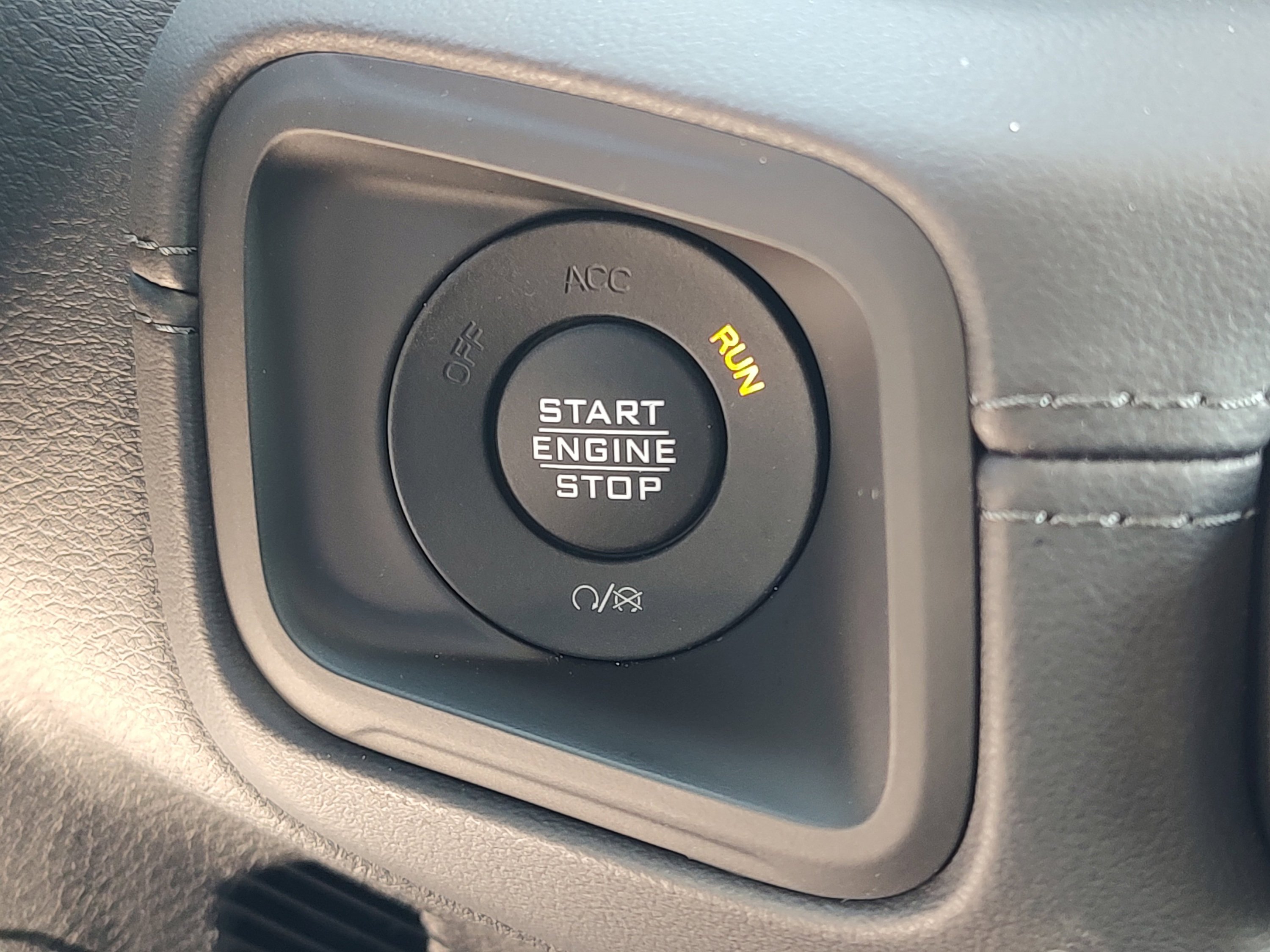 New 2026 Jeep Gladiator Mojave AWD/4WD image 19