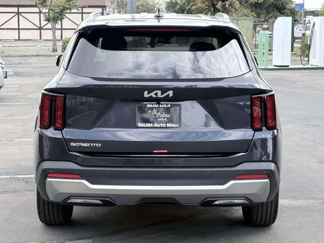 New 2026 Kia Sorento S FWD image 5