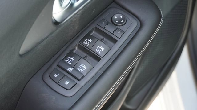 New 2026 Chrysler Pacifica Select FWD image 21