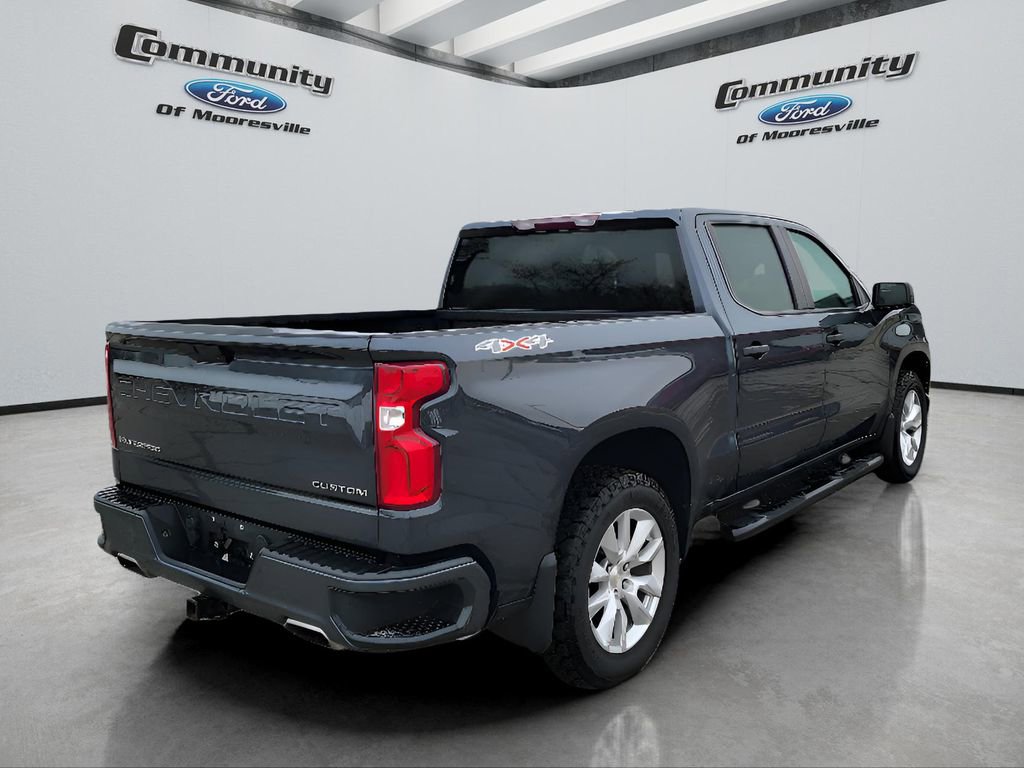 Used 2019 Chevrolet Silverado 1500 Custom w/ Custom Value Package image 8
