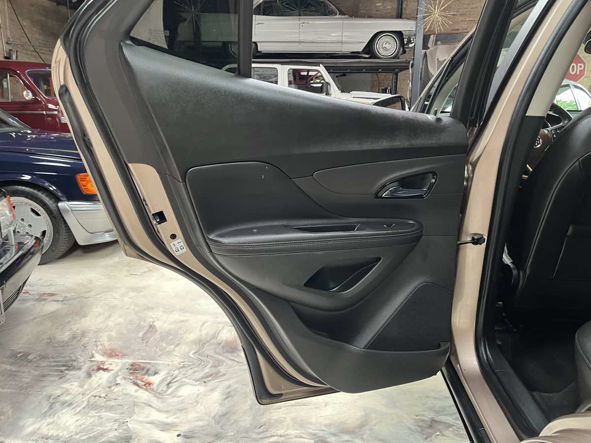 Used 2019 Buick Encore Preferred AWD/4WD image 29