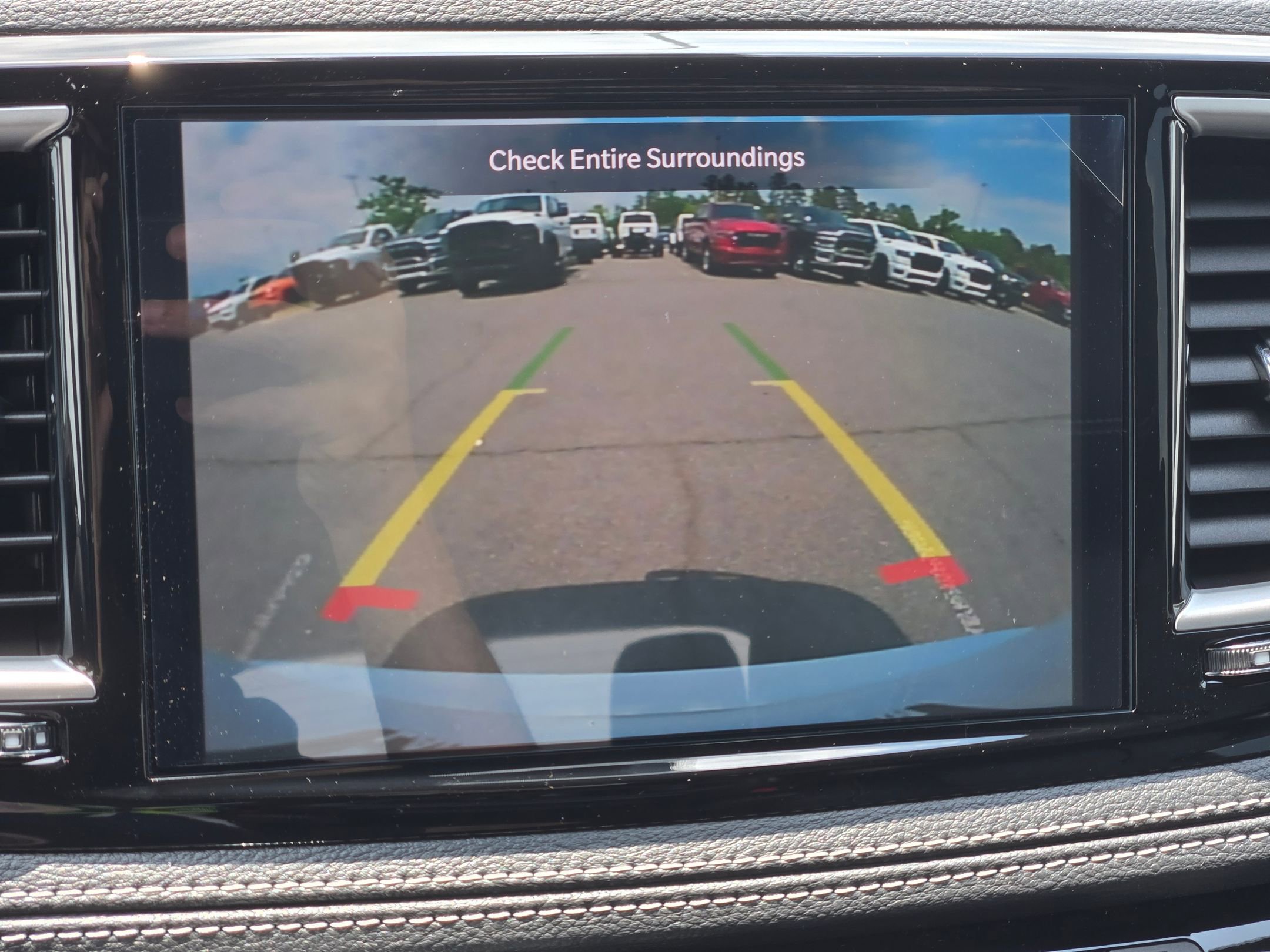 New 2027 Chrysler Pacifica Select FWD image 29