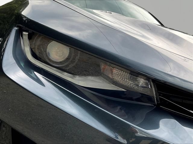 Used 2019 Chevrolet Camaro ZL1 RWD image 32