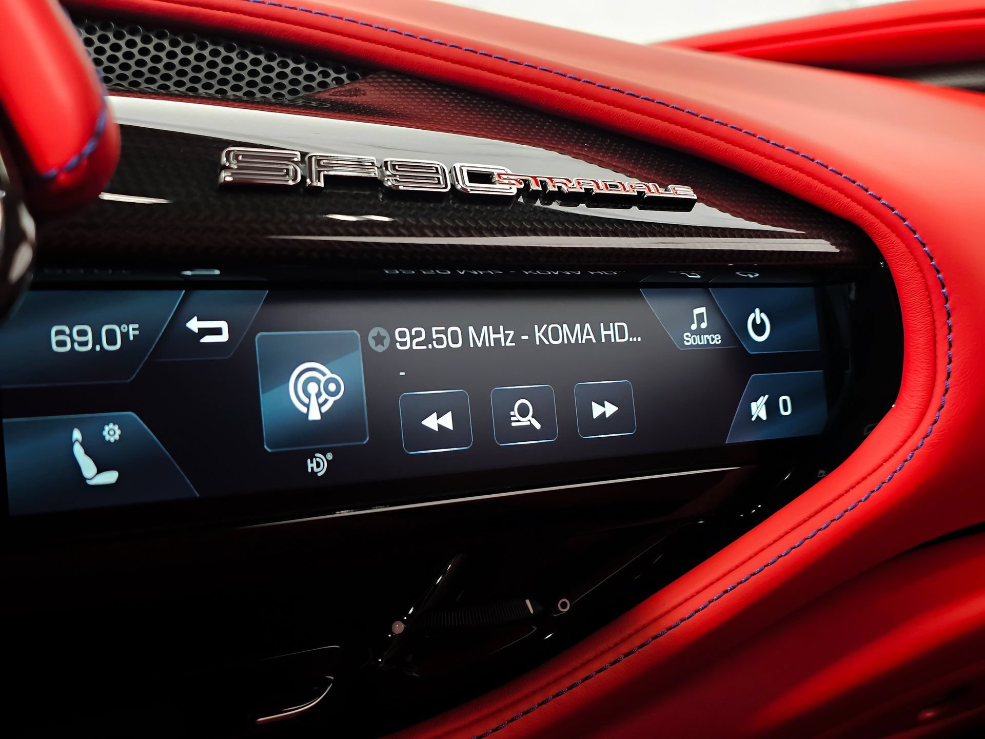 Used 2021 Ferrari SF90 Stradale AWD/4WD image 33