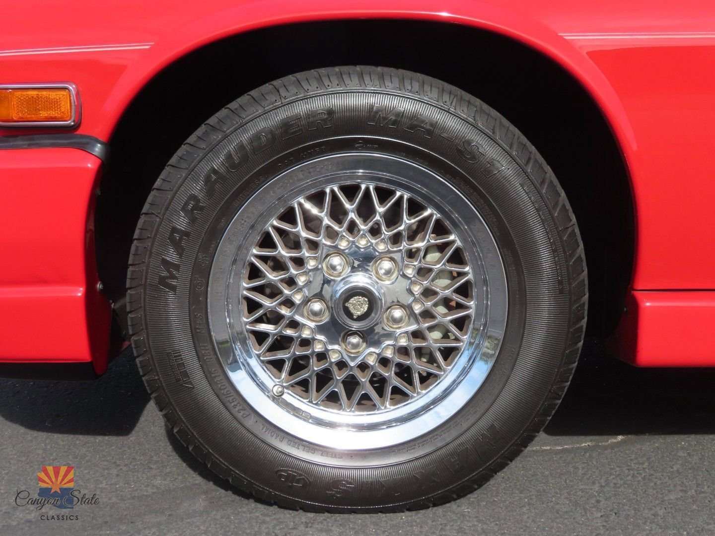 Used 1990 Jaguar XJS V12 Convertible RWD image 17