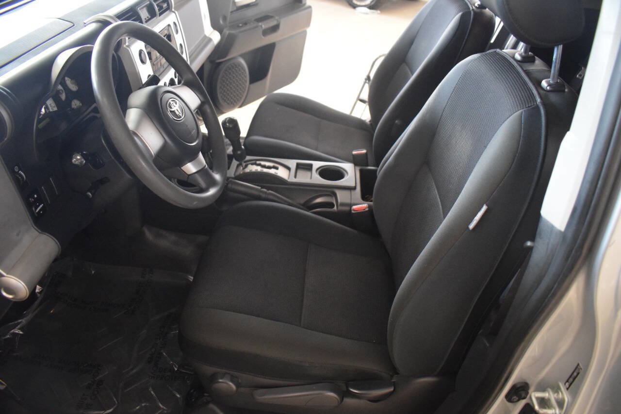 Used 2008 Toyota FJ Cruiser 4WD image 54