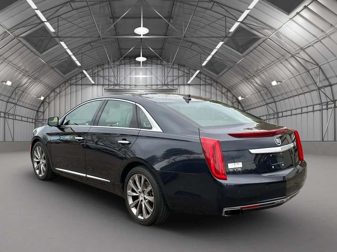 Used 2013 Cadillac XTS Luxury w/ Driver Awareness Package image 3