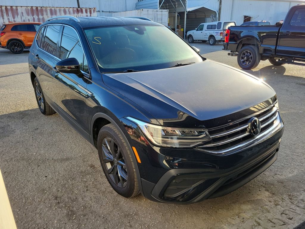 Used 2022 Volkswagen Tiguan SE