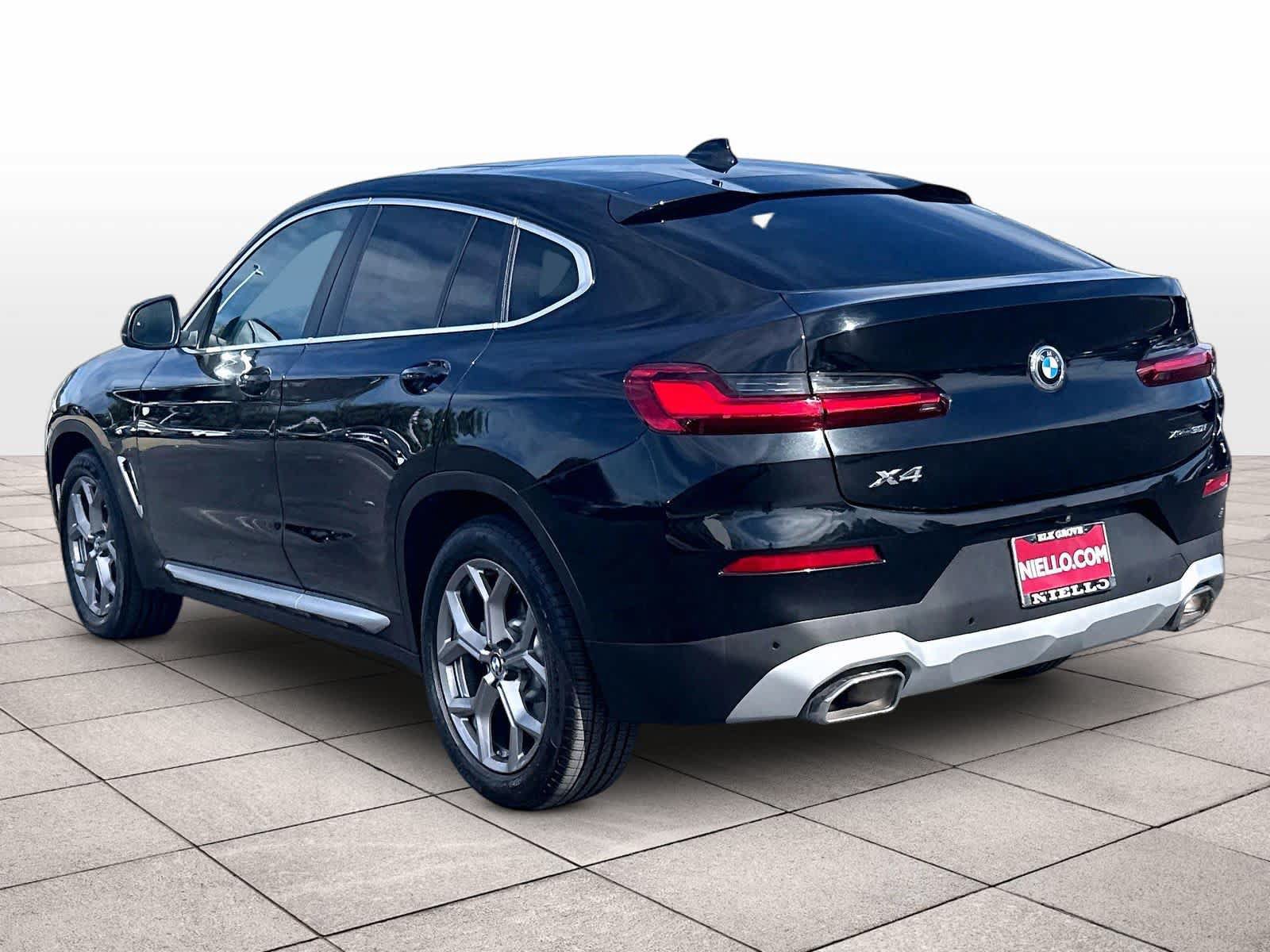 Used 2023 BMW X4 xDrive30i w/ Convenience Package AWD/4WD image 7