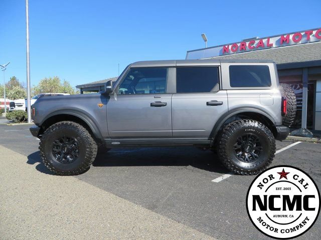 Used 2022 Ford Bronco Badlands image 2