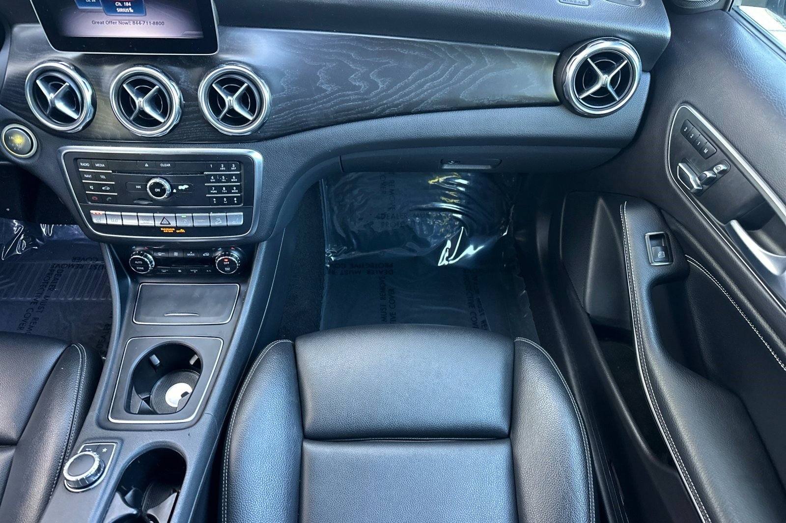 Used 2018 Mercedes-Benz GLA 250 4MATIC image 29