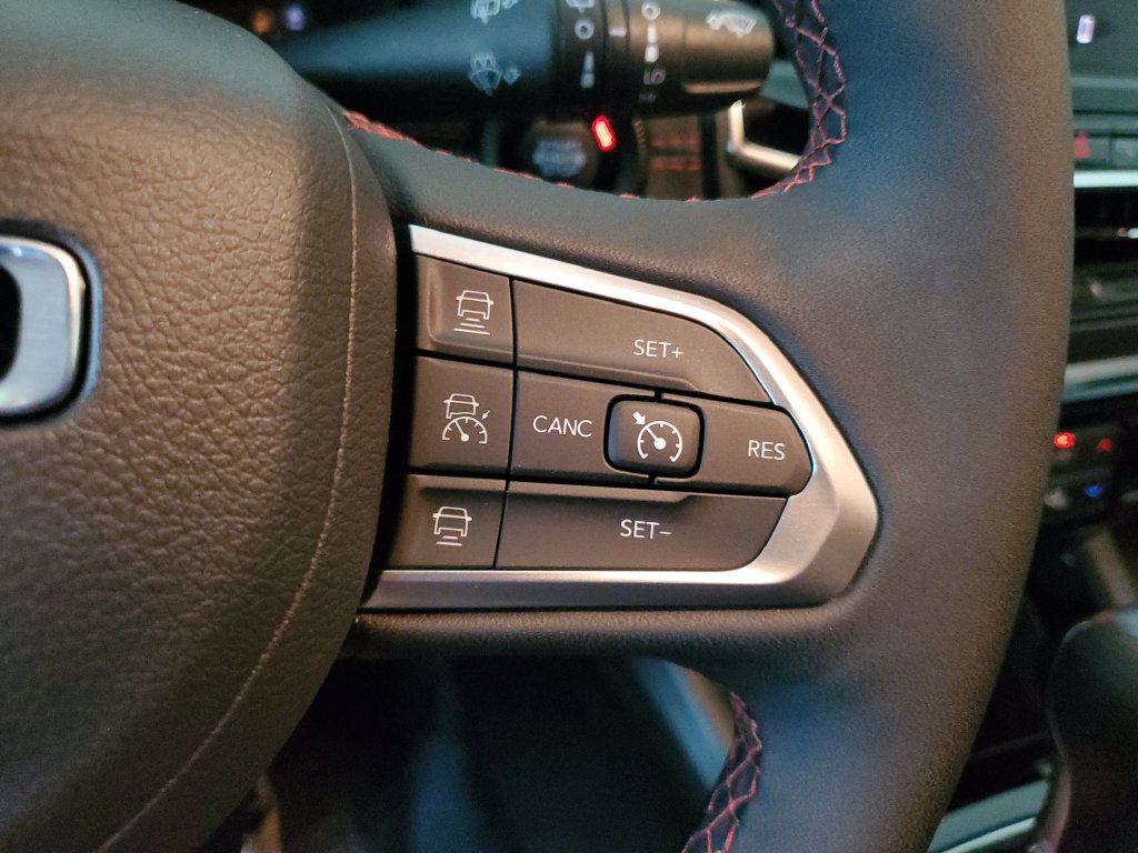 New 2026 Jeep Compass Trailhawk AWD/4WD image 13