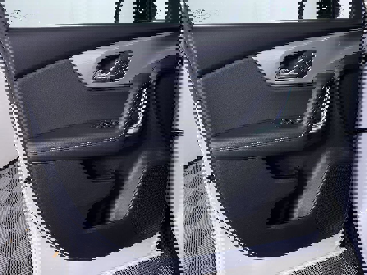 Certified 2024 Chevrolet Blazer LT w/ Midnight/Sport Edition image 12