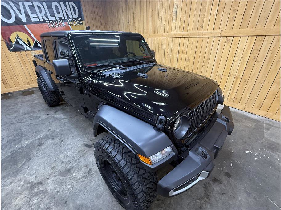 Used 2024 Jeep Gladiator Sport image 9