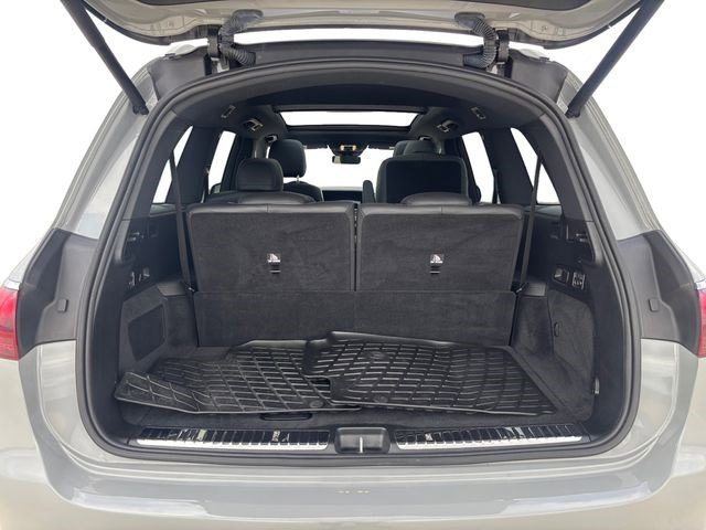 Used 2024 Mercedes-Benz GLS 580 4MATIC image 21