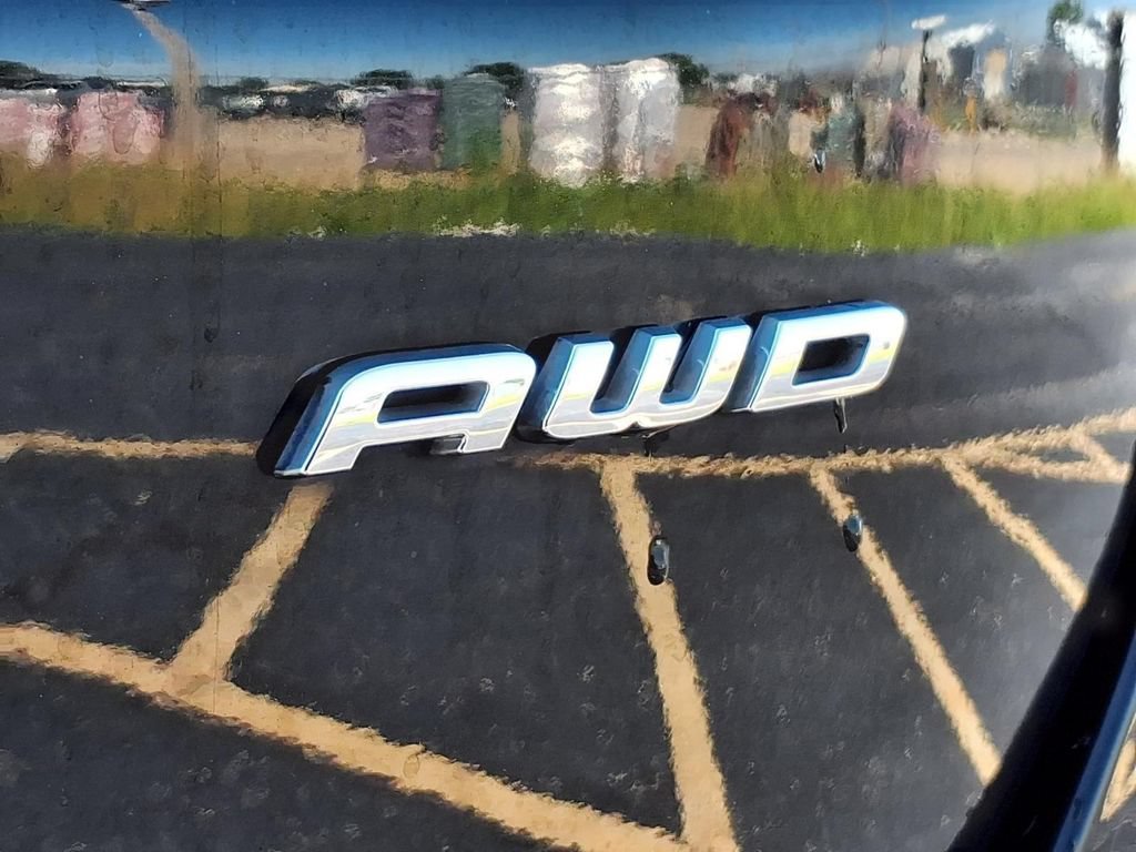 Used 2022 Ford Edge SEL AWD/4WD image 30