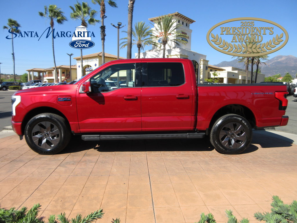 Certified 2024 Ford F150 Lightning Lariat AWD/4WD image 1