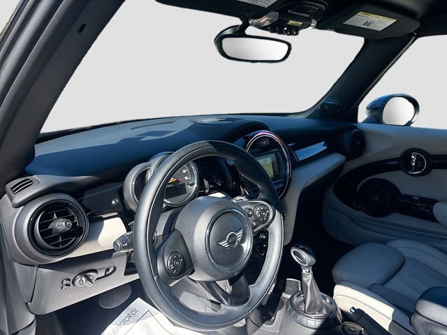 Used 2017 MINI Cooper S image 24