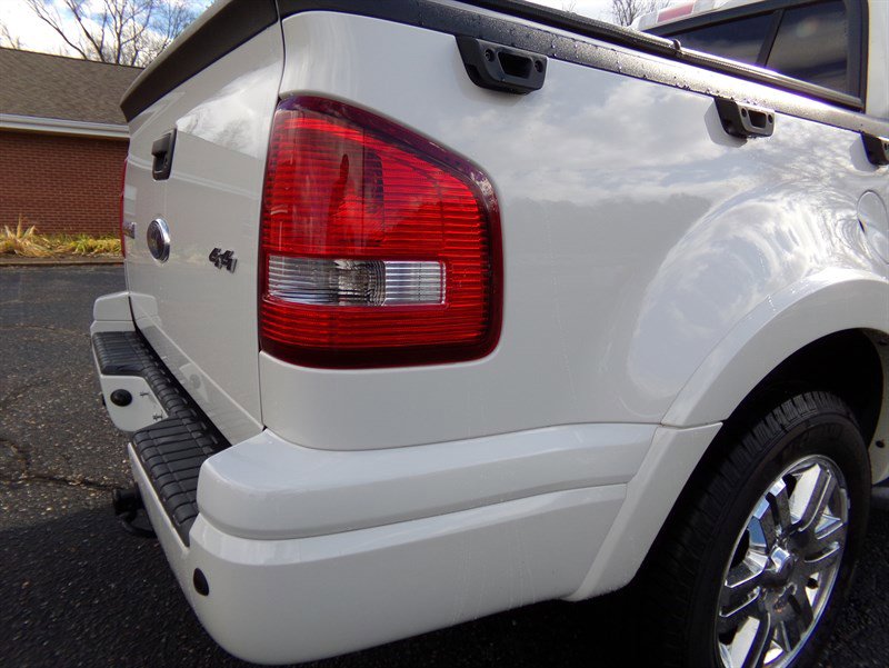 Used 2008 Ford Explorer Sport Trac Limited AWD/4WD image 10