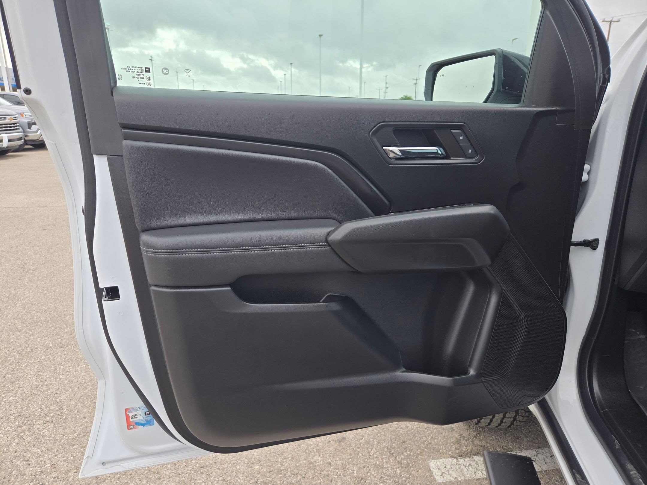 Used 2024 GMC Canyon Elevation w/ Convenience Package image 12