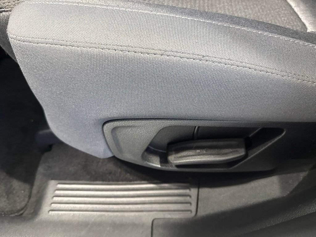 Used 2020 Hyundai Santa Fe SEL w/ Convenience Package FWD image 19