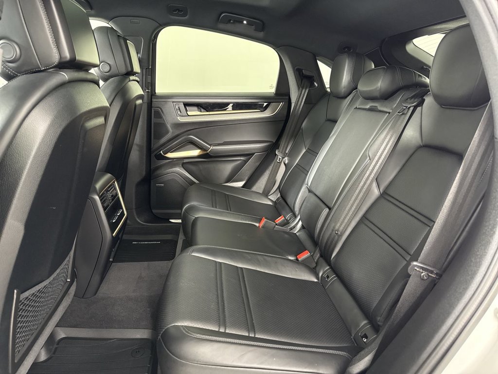 Certified 2024 Porsche Cayenne Coupe w/ Premium Package Plus AWD/4WD image 21